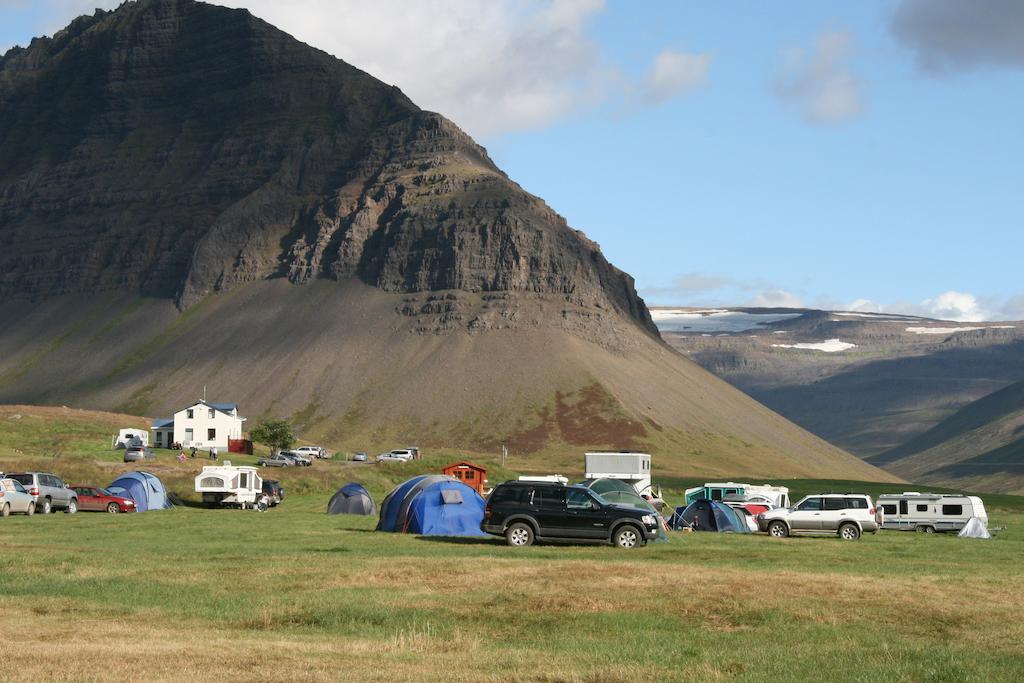 Korpudalur Hi Hostel Flateyri Exteriör bild